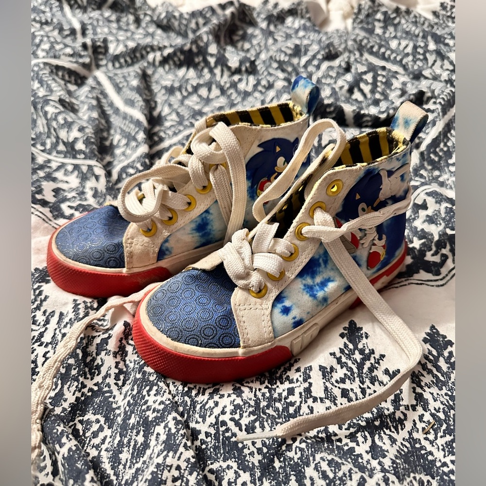 Sonic hightops